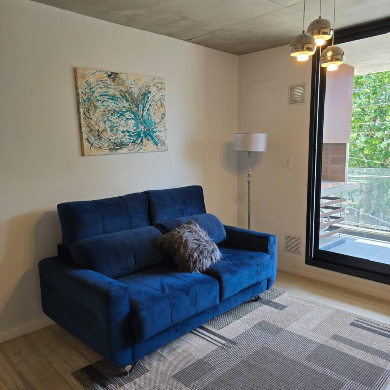 WhatsApp Image 2025-03-19 at 12.04.51